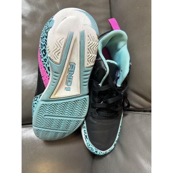 SHOES 3 Pairs Size 4 1-Heelys W/out Wheels 1-Falls Creek Tenis Shoe And 1-And1 - Picture 7 of 16